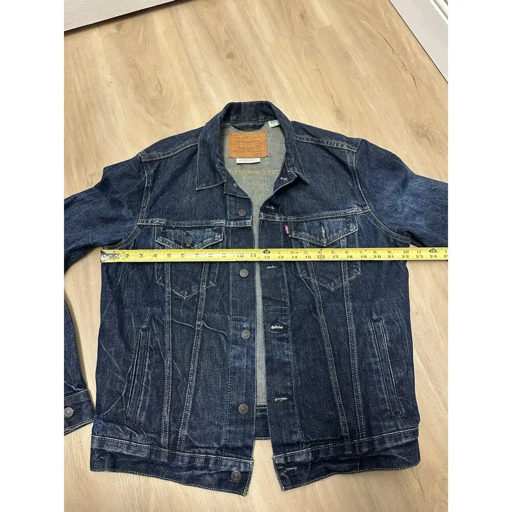 Levi's Denim Trucker Jacket Mens M Dark Wash Cotton Button Up Premium 40 Years